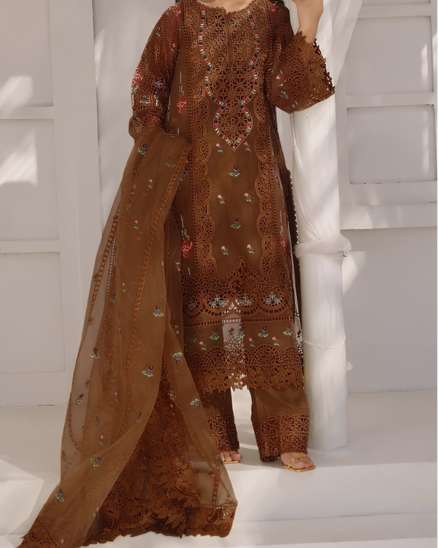 Chikankari Elegance – Soft Cotton 3Pc Suit with Embroidered Dupatta (brown) Nz Collection
