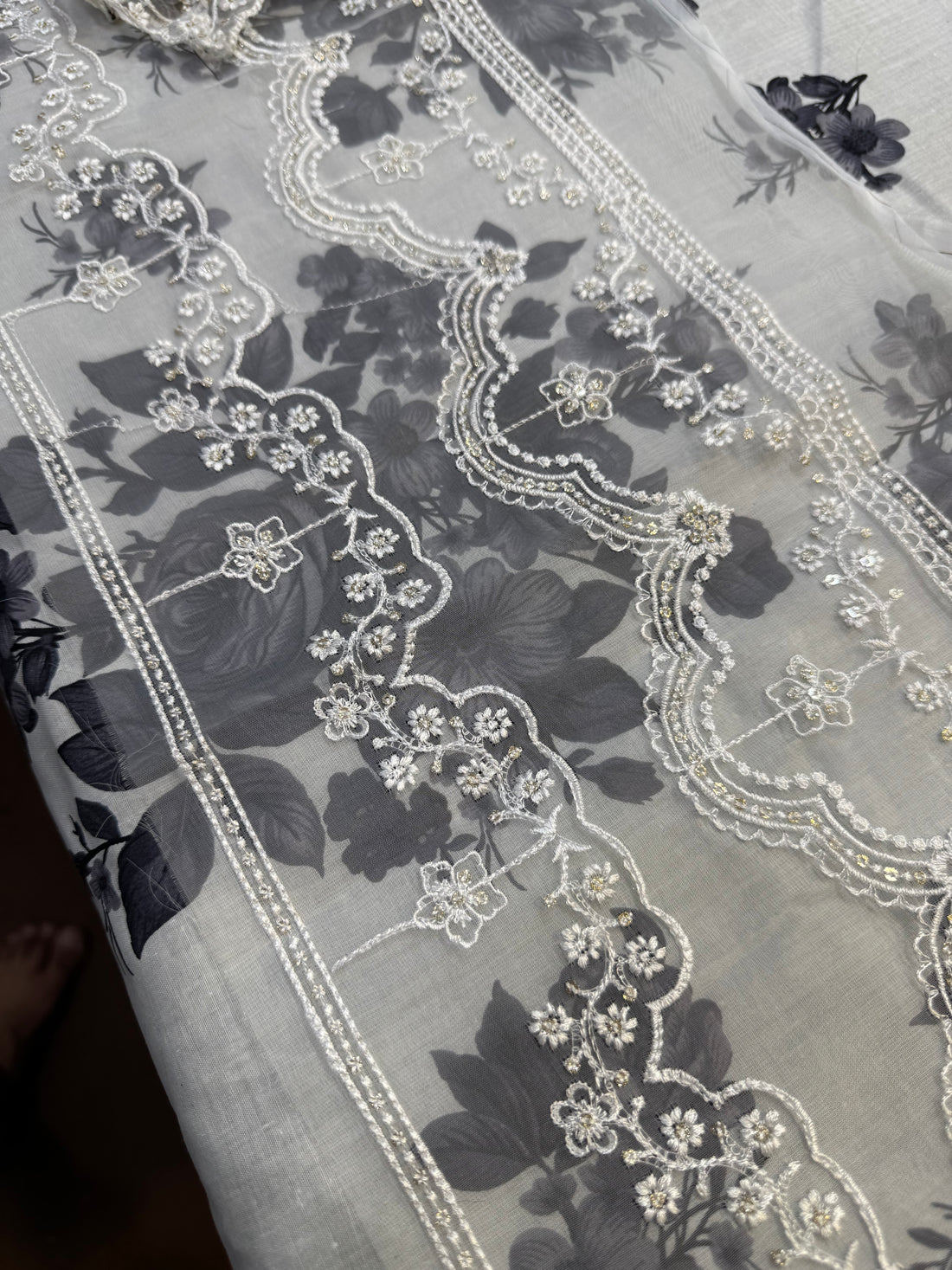 Beautiful Lawn Dress, Black N White Combination, Ready To Wear Dupatta.