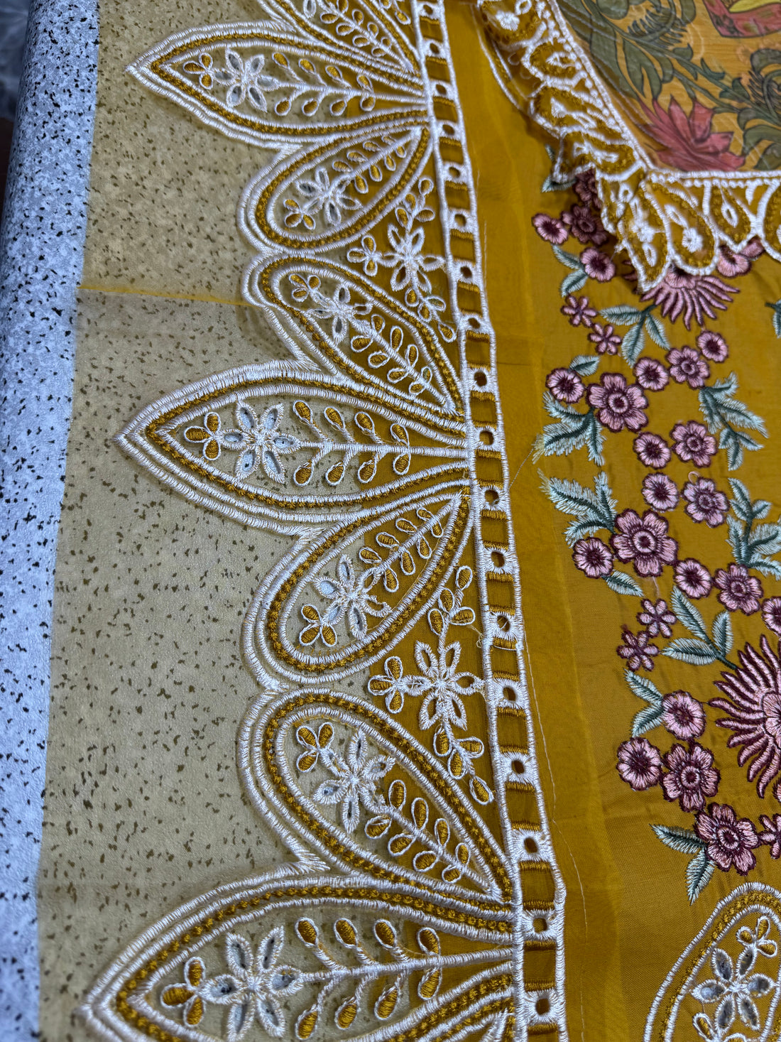 3piece Unstitch Jade Dress With Ready To Wear Dupatta