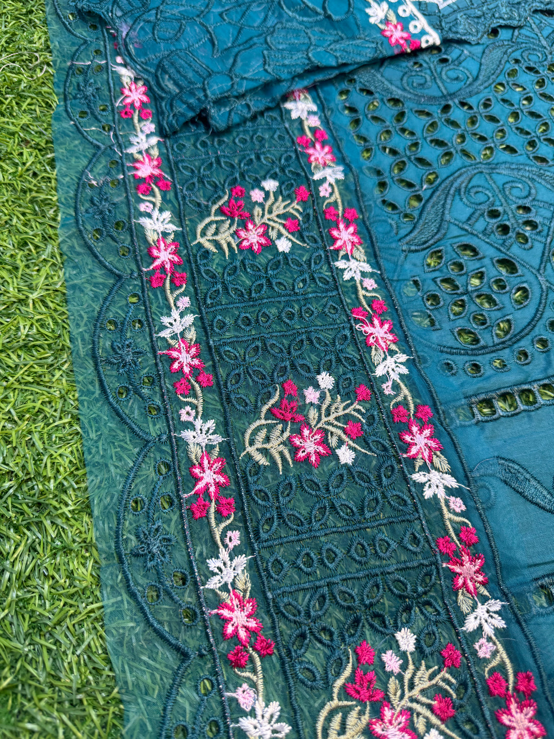 Viral Adan Libas 3Piece Lawn Cotton Dress With Ready to Wear Dupatta