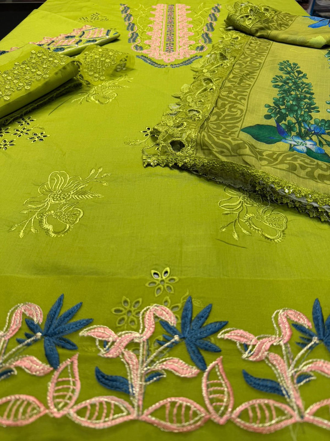 Viral Rang Rasiya 3 Piece Unstitch Lawn