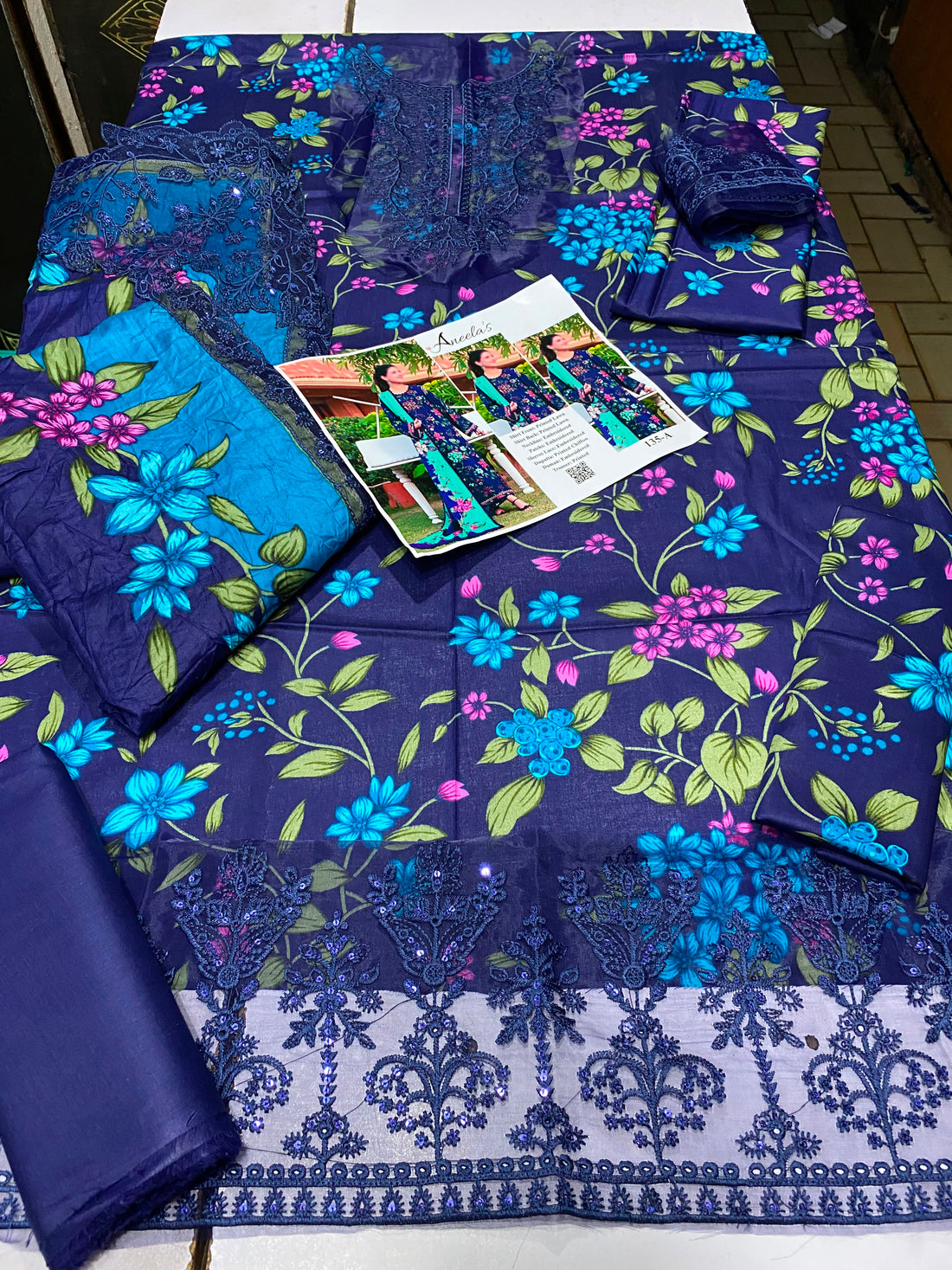Viral Aneelas 3 Piece Unstitch Lawn Dress